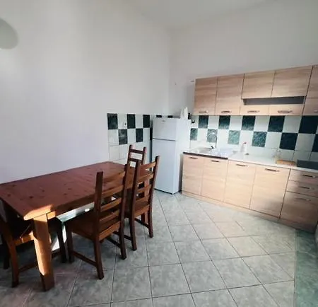 House Carpe Diem With Terracce&private Parking Appartement