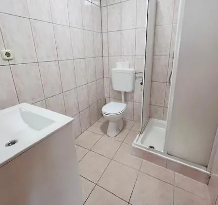 House Carpe Diem With Terracce&private Parking Appartement Vodice