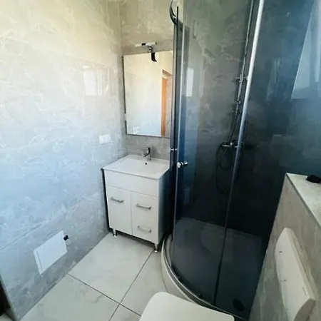 House Carpe Diem With Terracce&private Parking Appartement Vodice